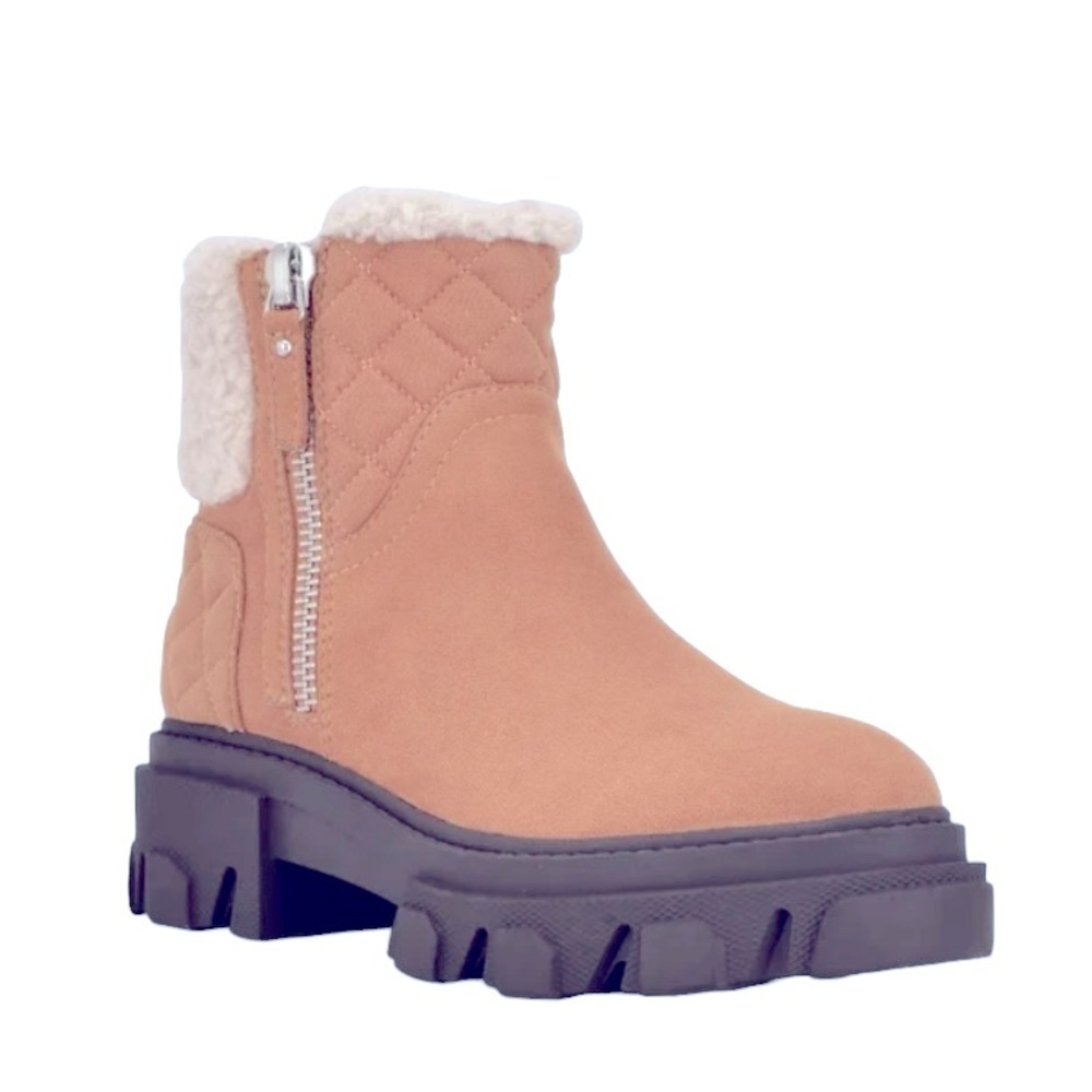 Nine West Colbee2 Tan Quilted Platform Ankle Boots 9.5 NWT